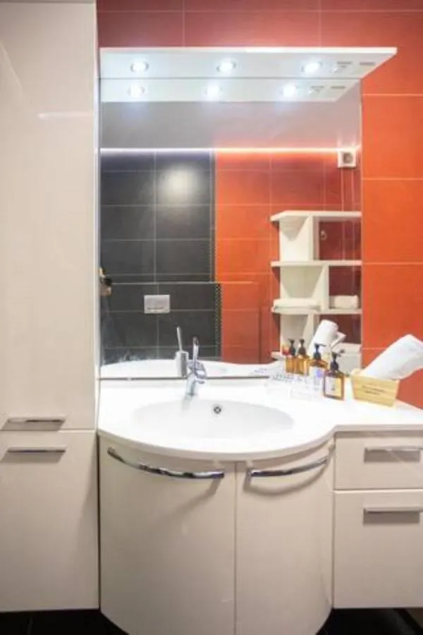 Διαμέρισμα Luxe Hot Tube Apartment, With Views, Near Beach Σπλιτ