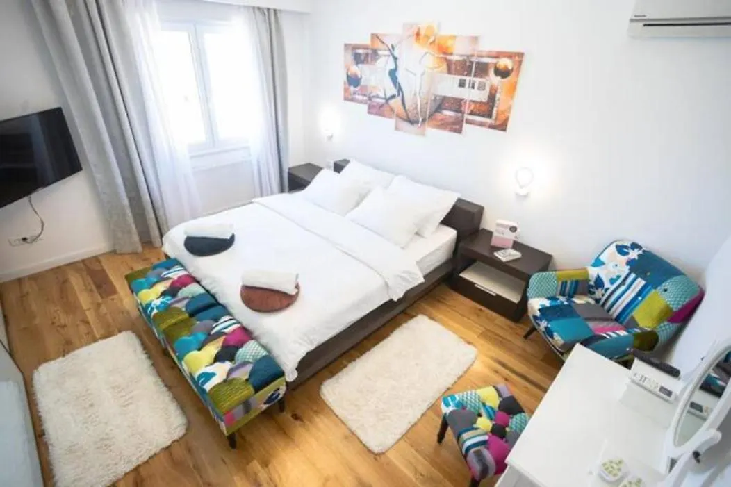 Luxe Hot Tube Apartment, With Views, Near Beach Σπλιτ 0*,