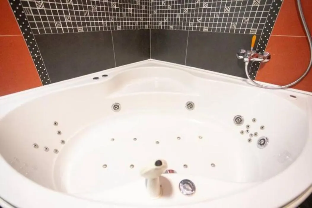 Διαμέρισμα Luxe Hot Tube Apartment, With Views, Near Beach Σπλιτ
