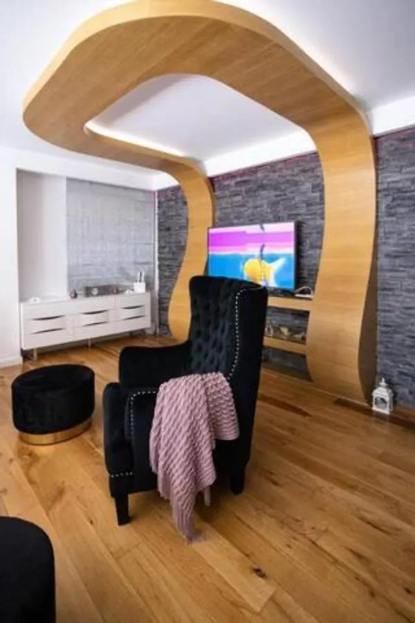 Luxe Hot Tube Apartment, With Views, Near Beach Σπλιτ