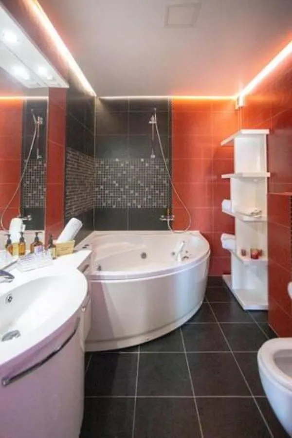 Luxe Hot Tube Apartment, With Views, Near Beach Σπλιτ Διαμέρισμα